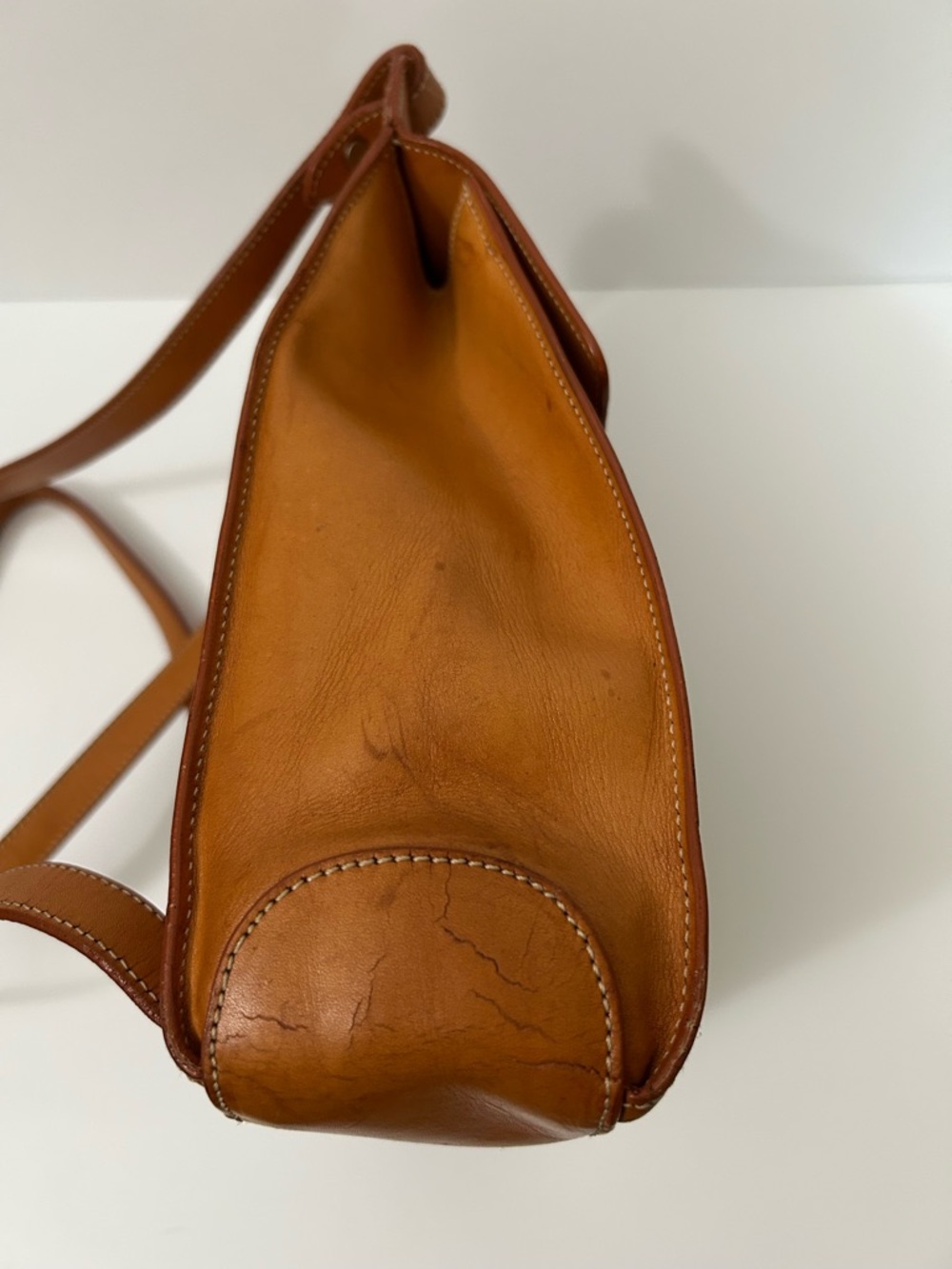 Byblos - Vintage Leather Backpack with Top Handle made in Italy. - Picture 6 of 15
